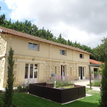 Villa Entiere Du Chateau Lacroix De Civrac 3 Ch, 3 Sdb, Piscine Xxl,Sauna, 4 Etoiles,7 Pers エクステリア 写真